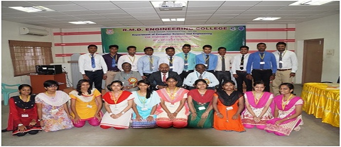CSE Student Association Office Bearers with Chief Guest Shri Mr.D Judah Paul Jeyakaran, Senior Software Engineer, EY Chennai and HOD, CSE Department